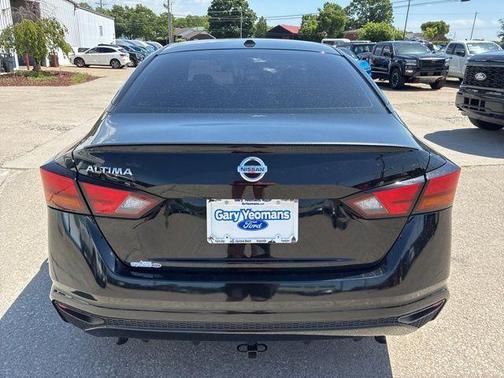 Super Black 2020 Nissan Altima 2.5 S