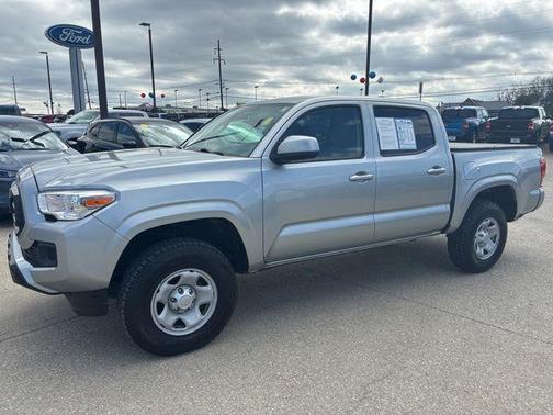2022 Toyota Tacoma SR