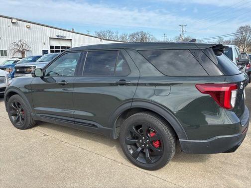2022 Ford Explorer ST