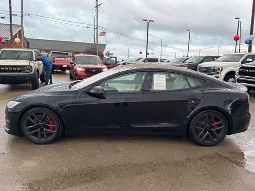 2023 Tesla Model S Plaid