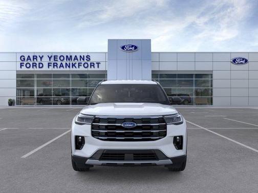 Space White Metallic 2026 Ford Explorer Active