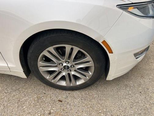 2014 Lincoln MKZ Base