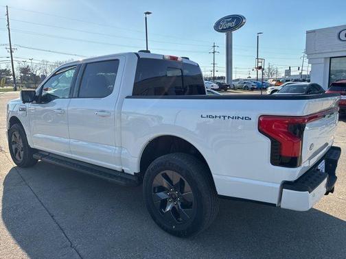 Star White 2025 Ford F-150 Lightning LARIAT