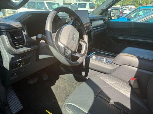 2023 Ford Expedition Max Platinum