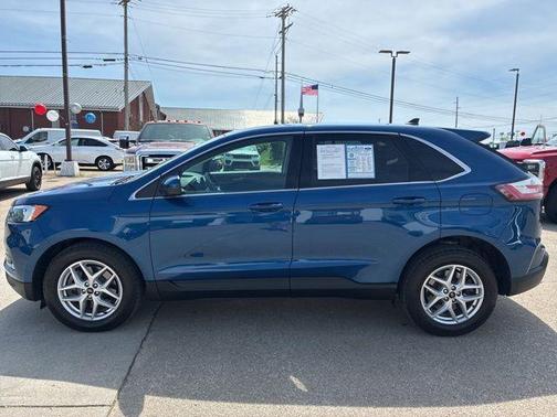 Blue Metallic 2024 Ford Edge SEL