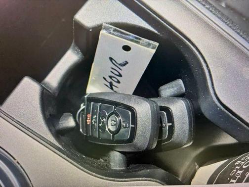 Atlas Blue Metallic 2024 Ford Edge SEL