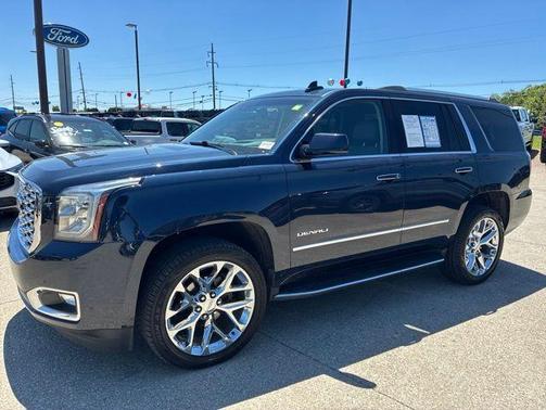 Dark Sapphire Blue 2018 GMC Yukon Denali