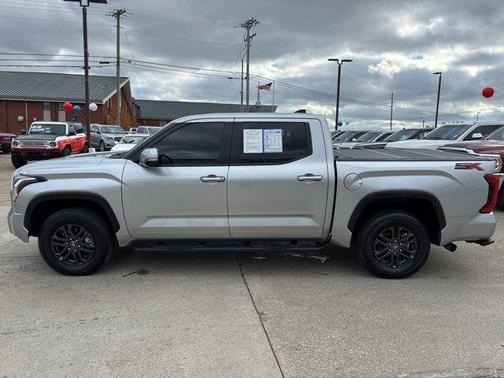 2025 Toyota Tundra SR5