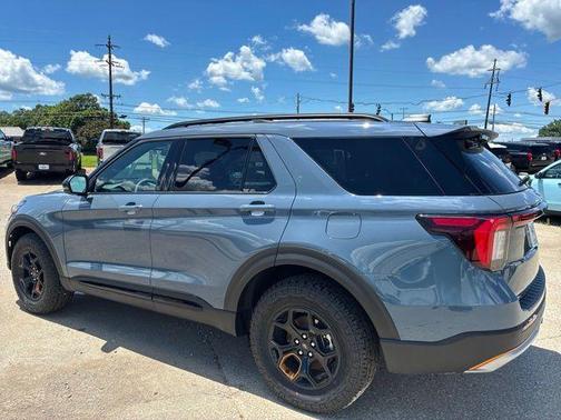 Vapor Blue Metallic 2026 Ford Explorer Tremor