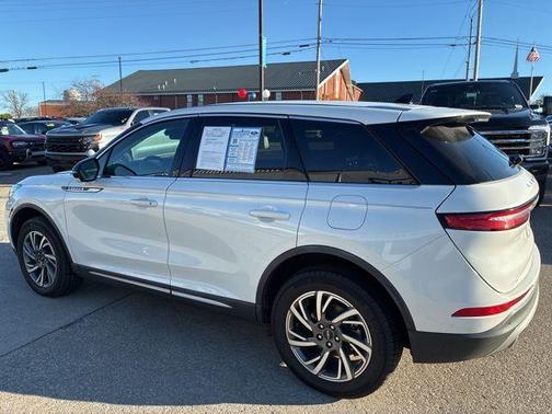 2024 Lincoln Corsair Premiere