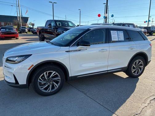 2024 Lincoln Corsair Premiere