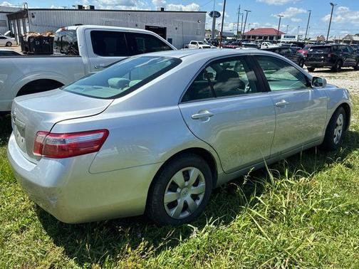 Classic Silver Metallic 2009 Toyota Camry LE