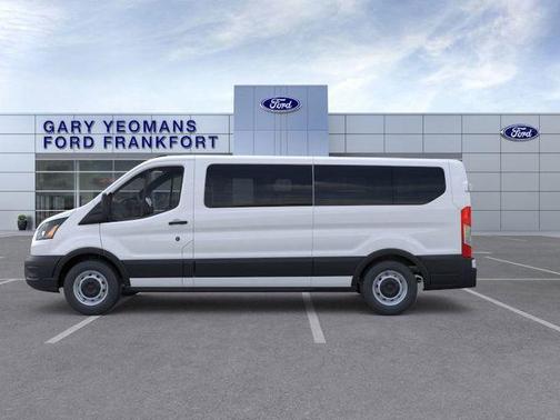 Oxford White 2026 Ford Transit-350