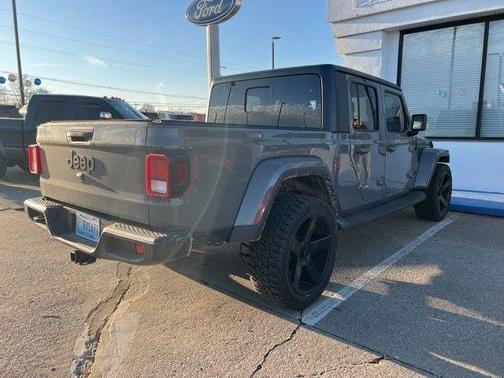 2022 Jeep Gladiator Sport