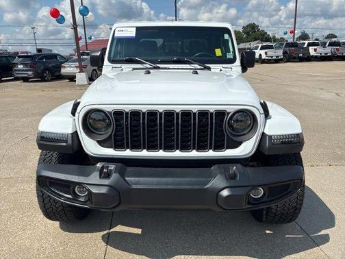 2025 Jeep Gladiator Sport