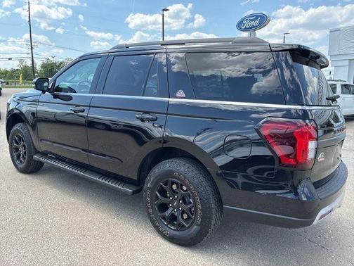 Agate Black Metallic 2023 Ford Expedition Timberline