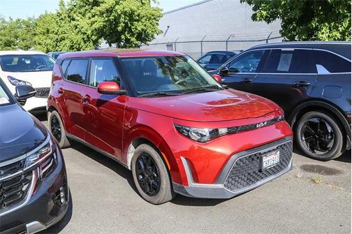 2023 Kia Soul LX