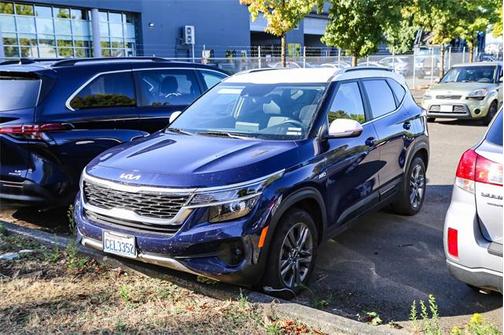 2023 Kia Seltos S