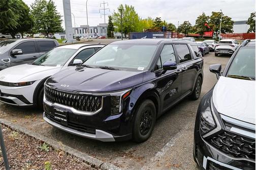 2025 Kia Carnival LXS