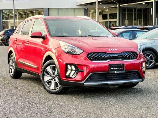 2022 Kia Niro LX