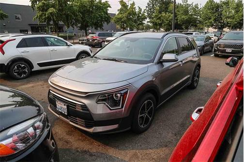 2023 Kia Niro EX
