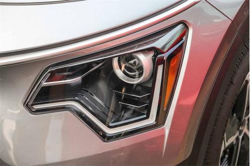 2023 Kia Niro EX