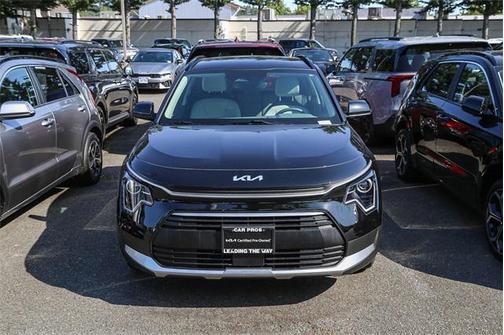 2024 Kia Niro EX
