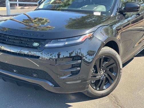 Santorini Black 2025 Land Rover Range Rover Evoque Dynamic SE