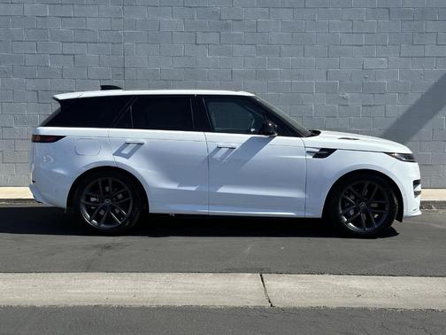 2025 Land Rover Range Rover Sport P460 Dynamic SE