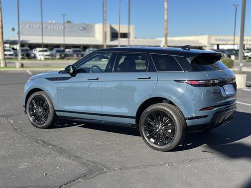 2025 Land Rover Range Rover Evoque Dynamic SE