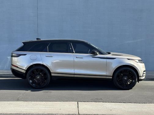 2026 Land Rover Range Rover Velar P400 Dynamic SE