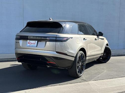 2026 Land Rover Range Rover Velar P400 Dynamic SE