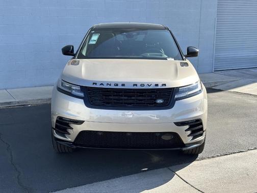 2026 Land Rover Range Rover Velar P400 Dynamic SE