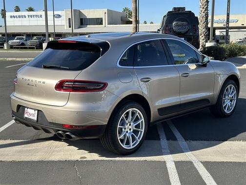 2017 Porsche Macan S