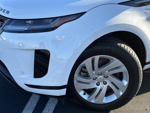 2025 Land Rover Range Rover Evoque Core S