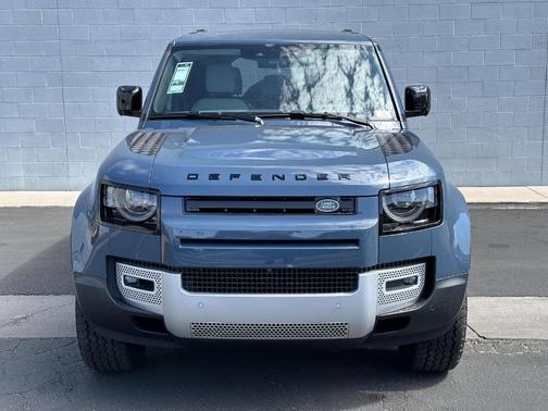 2025 Land Rover Defender P300