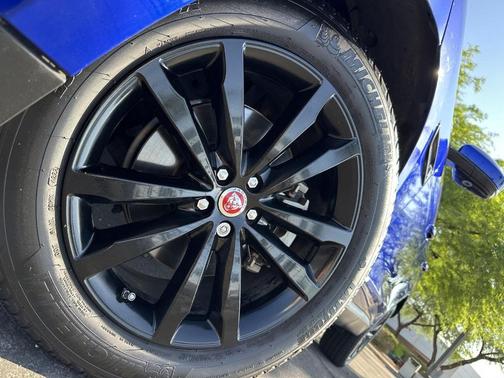 2018 Jaguar F-PACE 35t Prestige