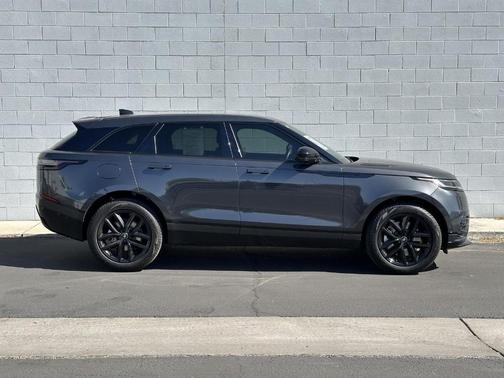 2025 Land Rover Range Rover Velar P400 Dynamic SE
