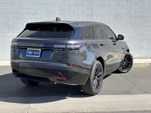 2025 Land Rover Range Rover Velar P400 Dynamic SE