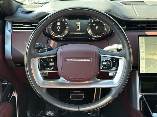 2025 Land Rover Range Rover P530 SE