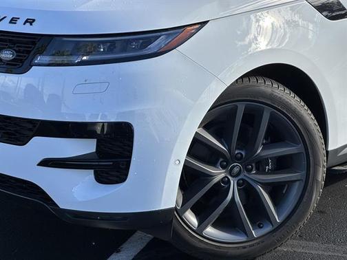 2024 Land Rover Range Rover Sport SE