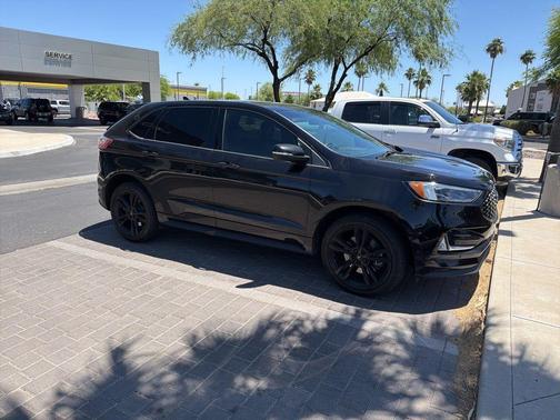 Black Metallic 2019 Ford Edge ST
