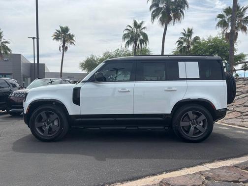 Fuji White 2026 Land Rover Defender P400 X-Dynamic SE