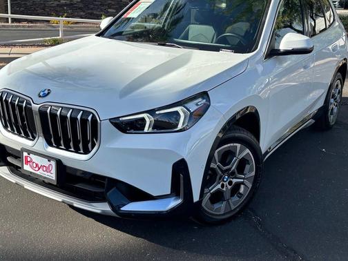 Alpine White 2025 BMW X1 xDrive28i