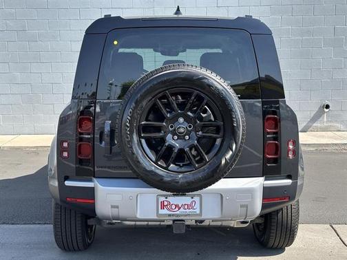 2025 Land Rover Defender P400 S