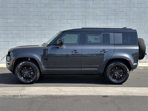 2025 Land Rover Defender P400 S