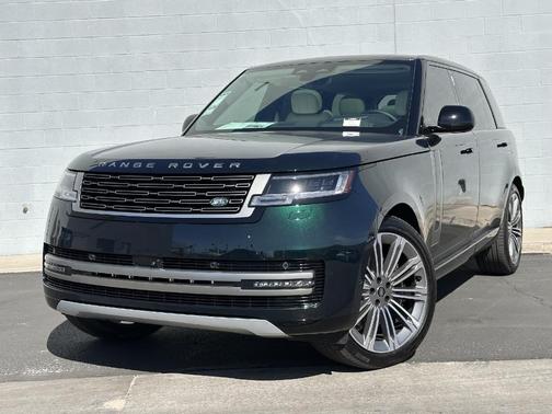 2025 Land Rover Range Rover P530 SE 7 Seat