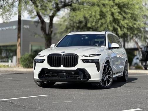 2023 BMW X7 xDrive40i