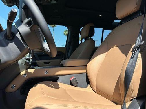 2026 Land Rover Defender P300 S