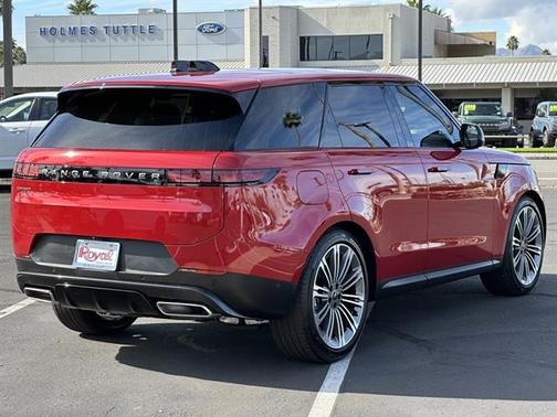 2025 Land Rover Range Rover Sport P360 SE